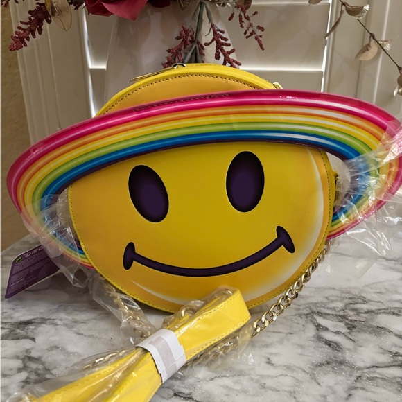 Loungefly Lisa frank Saturn Smiley Crossbody bag NWT - Picture 4 of 8